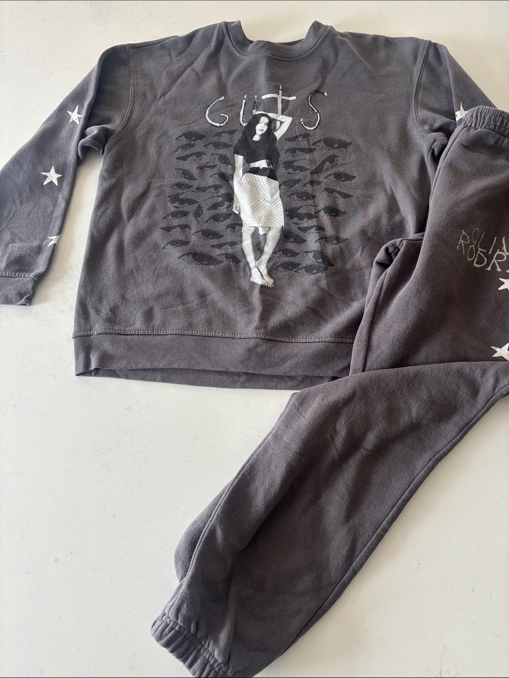 Olivia Rodrigo Guts Girls Graphic Gray Sweatshirt & Jogger Set
